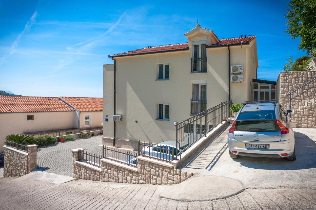Apartments&rooms by the sea Brela, Makarska - 13118 Exteriör bild